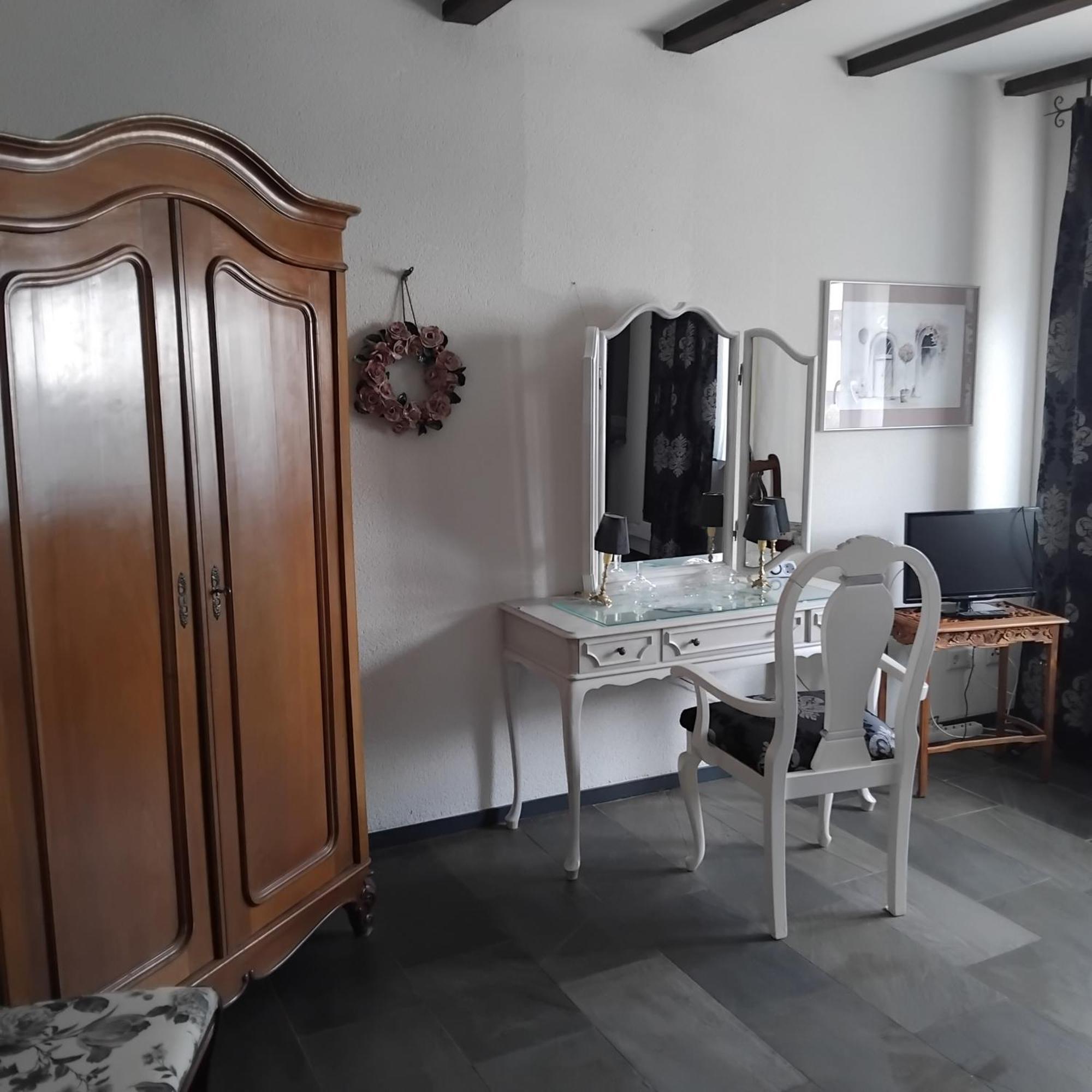 Residenz Am Berg Apartment ไลเมน ภายนอก รูปภาพ
