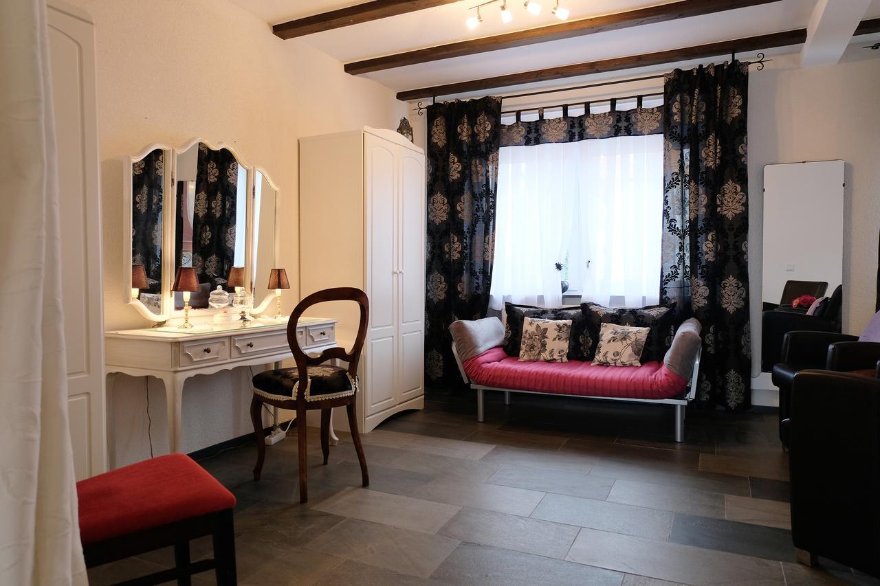 Residenz Am Berg Apartment ไลเมน ภายนอก รูปภาพ